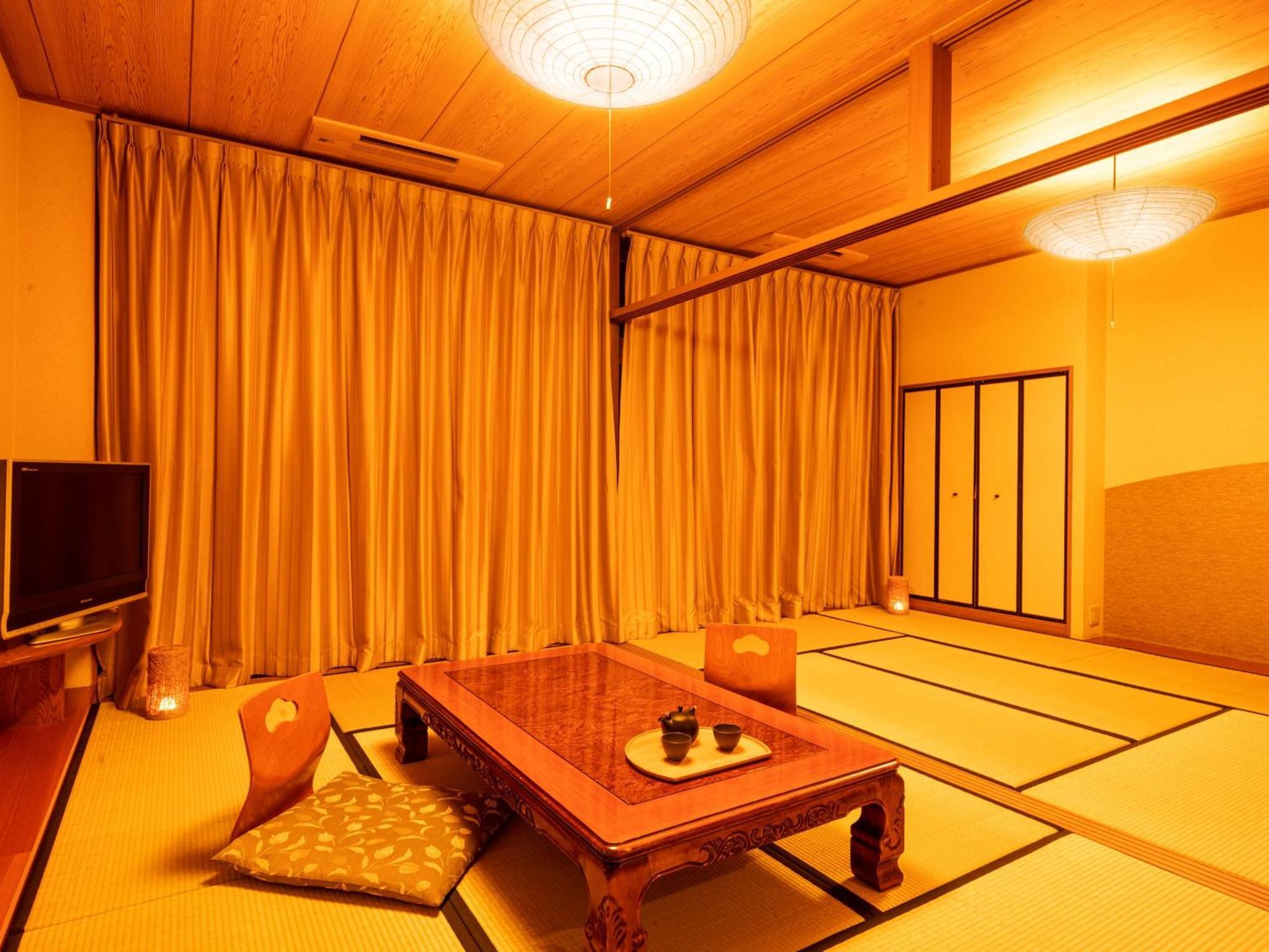 Ooedo Onsen Monogatari Premium Hotel Fugetsu Беппу Экстерьер фото